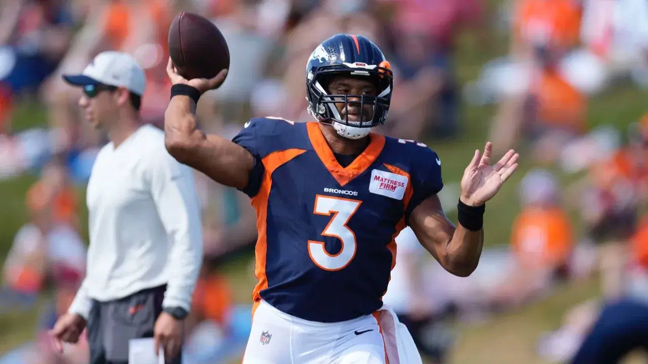 Broncos vs Bears Week 4 Prediction, Odds & Picks: Who Slides to 0-4?