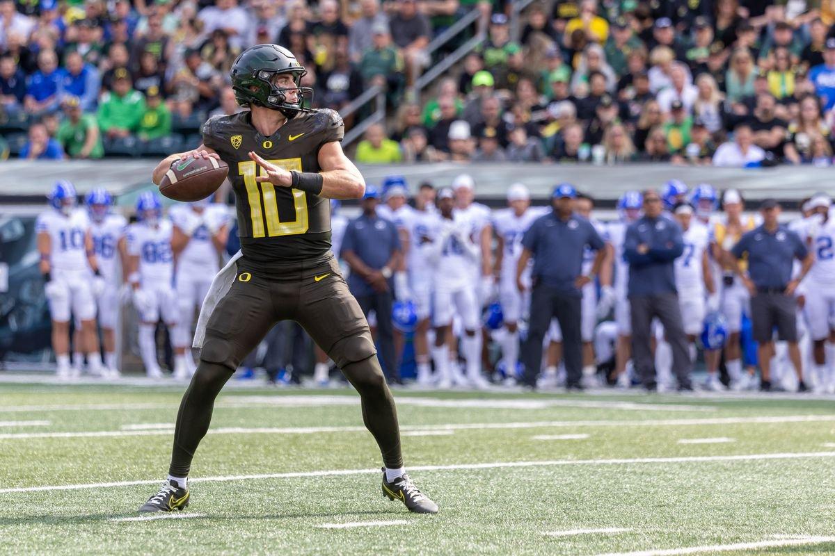 USC vs #6 Oregon, Prediction: Ducks Roll Over Trojans