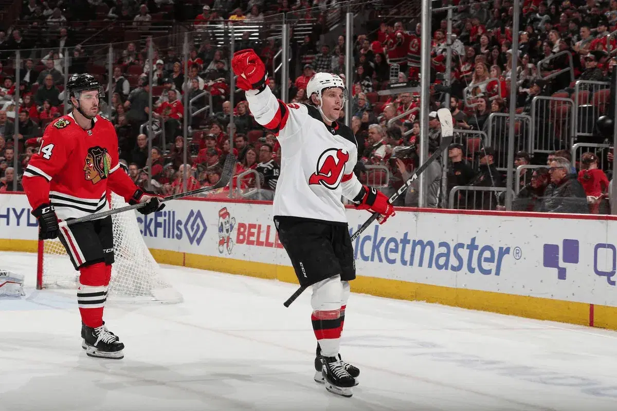New Jersey Devils vs Chicago Blackhawks Prediction, Odds & Picks: NHL on a Sunday Night
