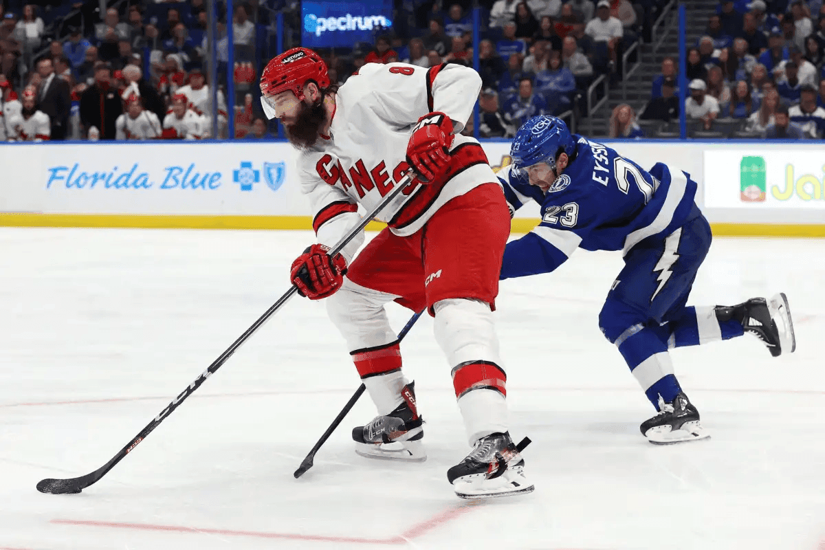 NHL Tampa Bay Lightning vs Carolina Hurricanes Prediction, Odds & Best Bets