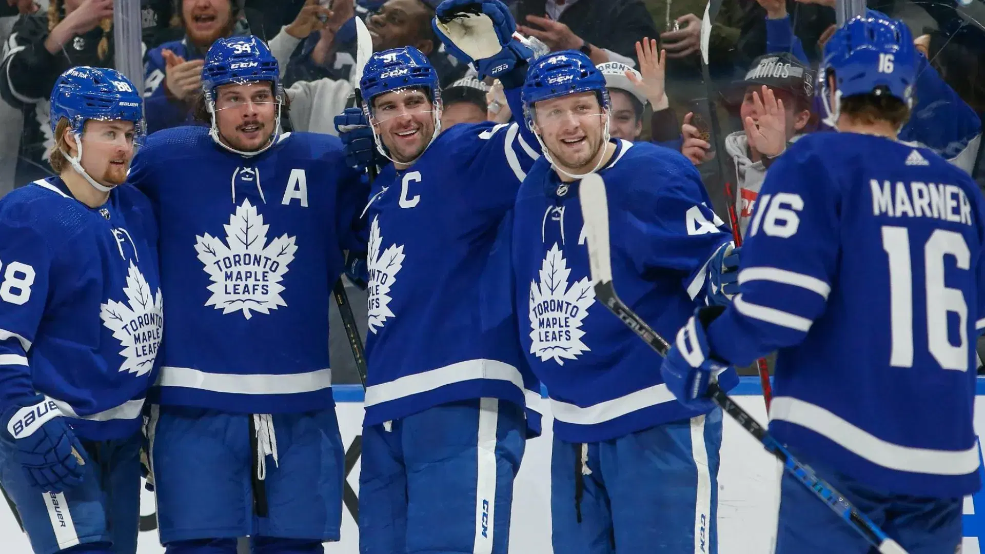 Maple Leafs vs Blackhawks Prediction, Odds & Picks | NHL Betting (Nov. 24): Toronto Exacts Revenge