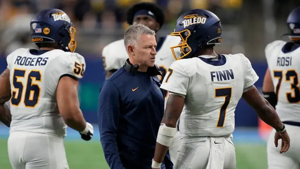 Toledo vs Bowling Green Prediction & Best Bets: Rockets Aim for Tenth Straight Win