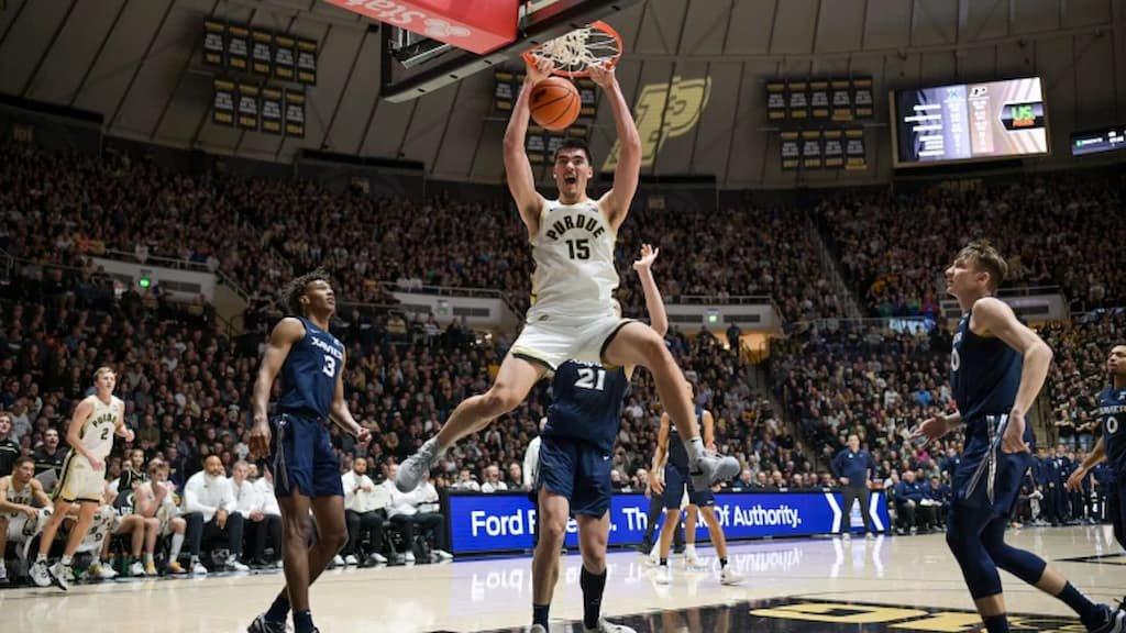 2023-24 Men’s Wooden Award Odds & Favorites: Who Could Deny Edey a Historic Repeat?