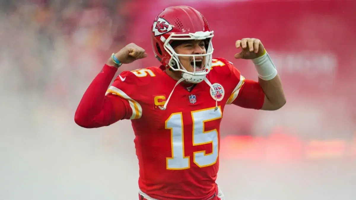 NFL MVP 2024: Early Odds Favor Patrick Mahomes Over Josh Allen, Joe Burrow