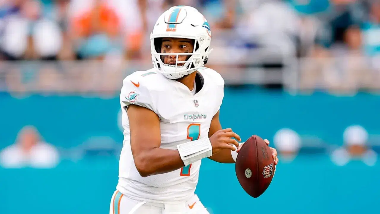 Titans vs Dolphins Prediction, Odds, Spread & Picks | NFL Week 14 MNF: Miami Remains Flawless at Home