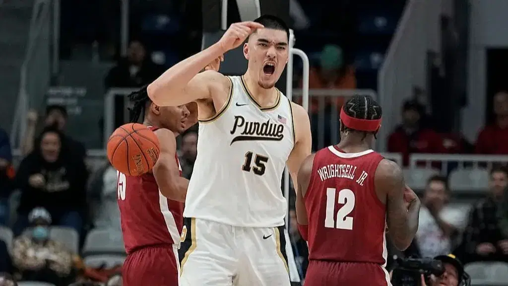 College Basketball Weekend Preview (Dec. 15-17): Arizona-Purdue Highlights Stacked Saturday Slate