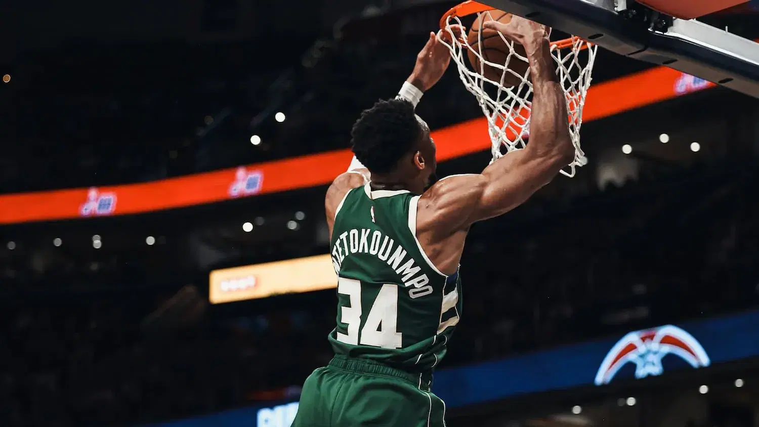Hawks vs Bucks NBA Predictions, Odds, Props & Picks (12/4)