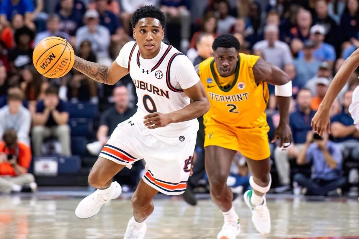 Best NCAA Basketball Picks and Predictions (2/24): Super Tuesday CBB