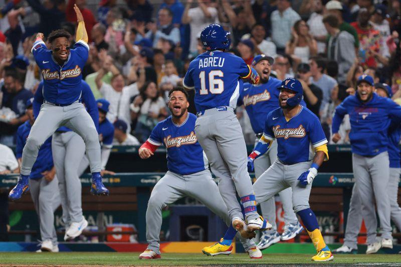 Venezuela vs Italy odds, preview and prediction for the World Baseball Classic semifinal as Italy faces a loaded Venezuelan lineup.