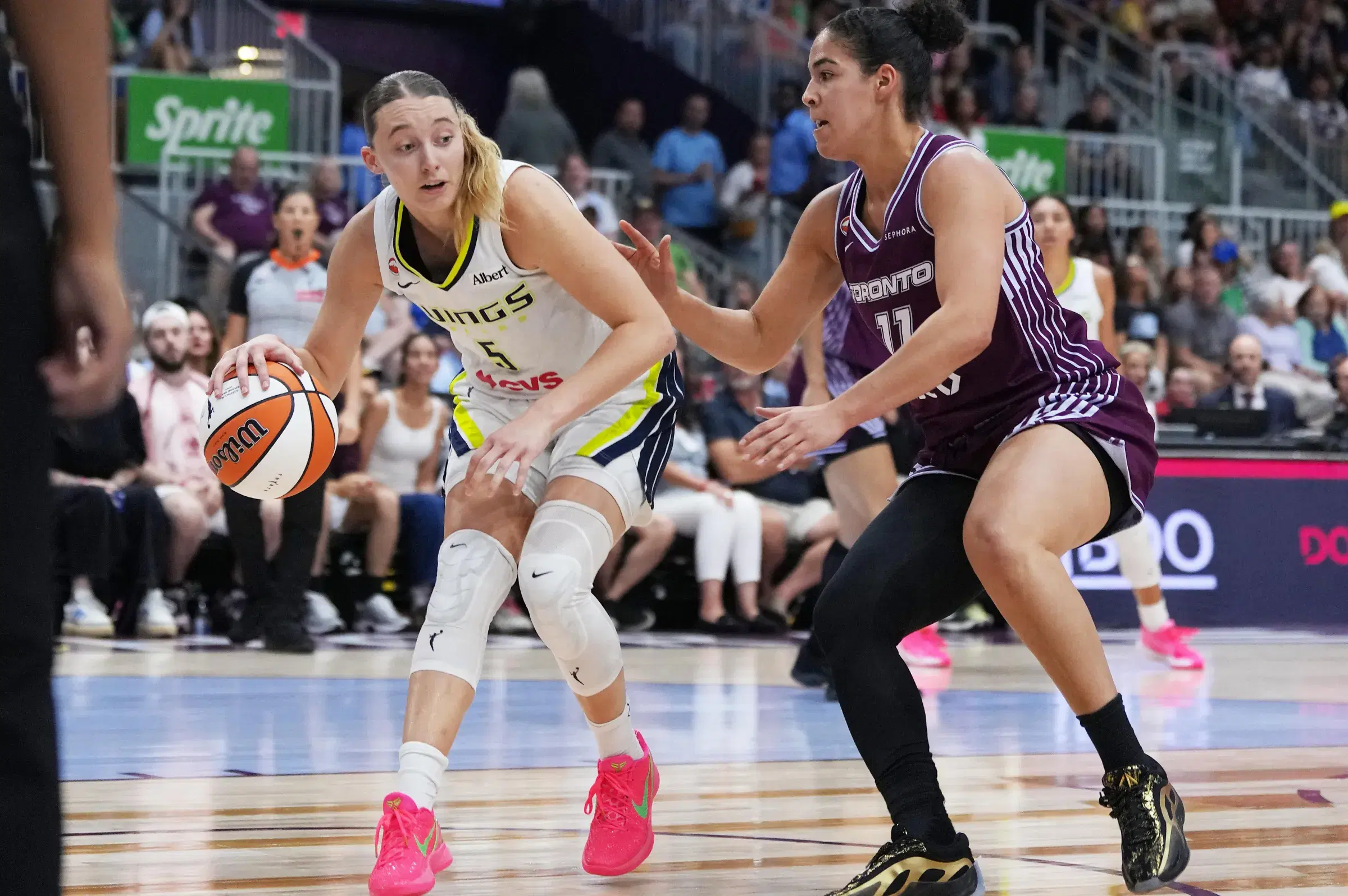 Paige Bueckers and Kia Nurse