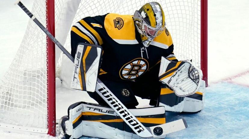 Bruins vs Blackhawks NHL on TNT Predictions, Odds, Props, & Best Bets (12/4)