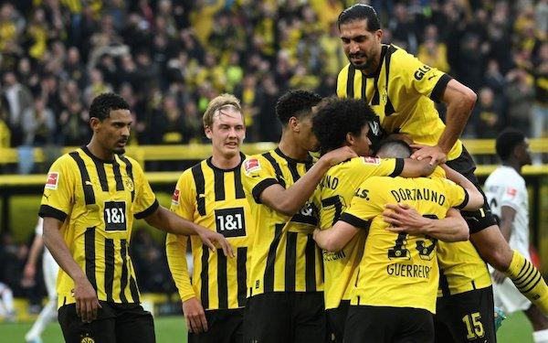 Dortmund finds themselves down 2-1 to Atlético Madird. Can they overcome the UCL deficit at home?