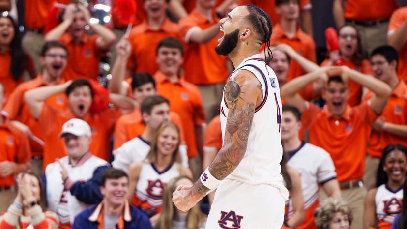 Johni Broome leads Auburn against Ole Miss