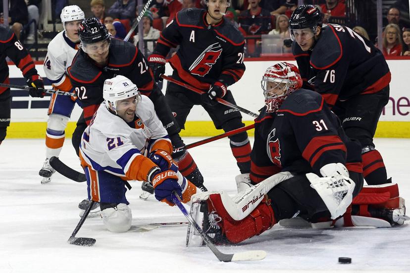 NHL Playoffs Game 3: Hurricanes vs Islanders Picks & Odds | April 25, 2024
