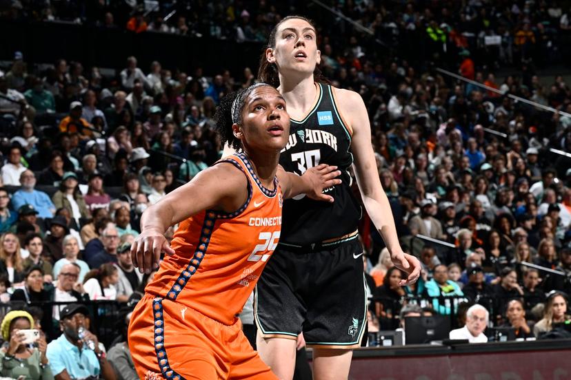 Alyssa Thomas and Breanna Stewart