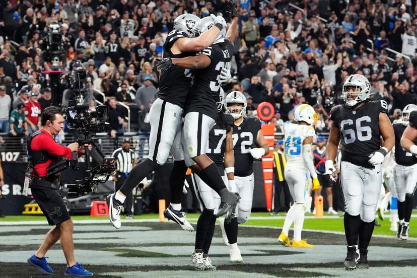 Browns @ Raiders | Week 4 Predictions & Best Bets
