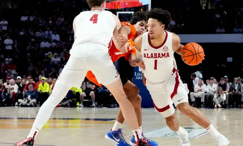 Mark Sears leads Alabama against Creighton