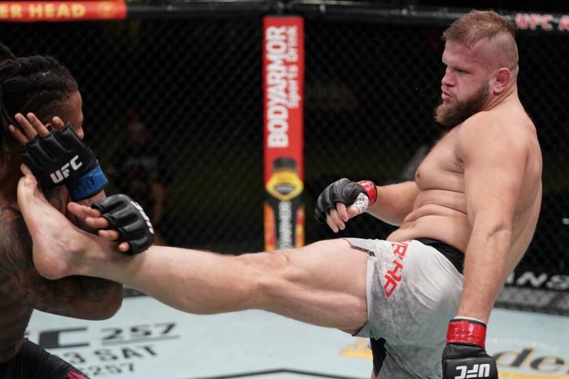 UFC 309: Jones vs Miocic Full Card Odds, Predictions & Watch Info