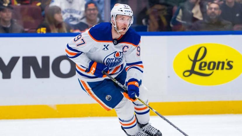 Connor McDavid (97) of the Edmonton Oilers on the ice an NHL hockey game