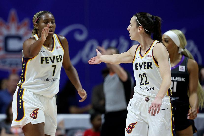 Aliyah Boston and Caitlin Clark