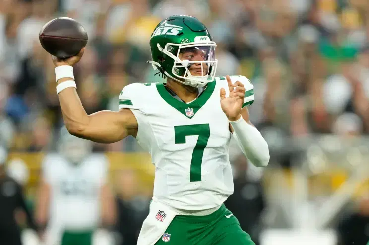 Can Justin Fields lead the Jets to another NFL Preseason win? - Jets Giants Picks