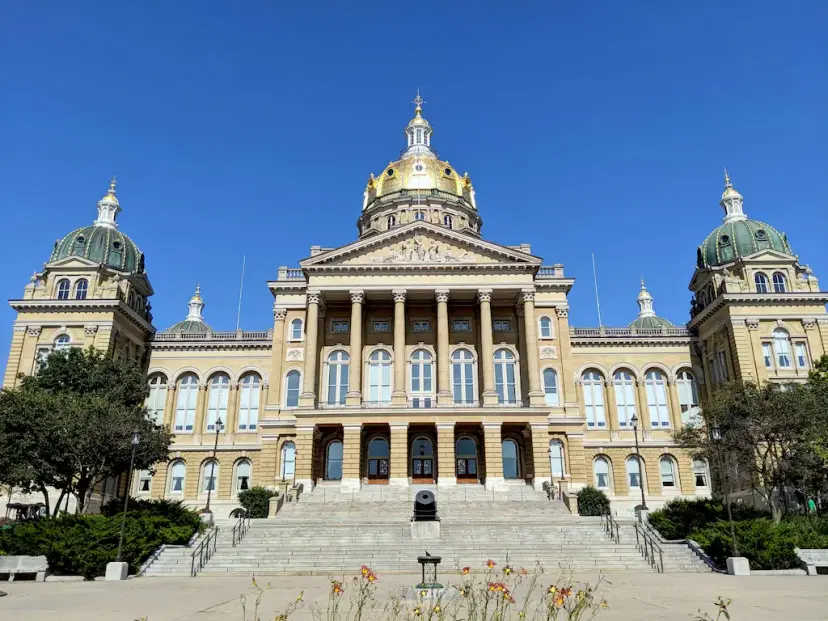 Iowa Signs SF 2289 to Crack Down on Sweepstakes