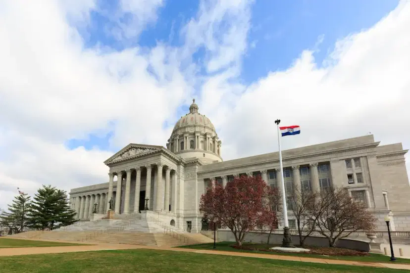 Kalshi Sues Missouri Over Sports Prediction Market Rules