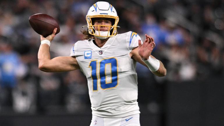 Drake Maye takes on Justin Herbert in the AFC Wild Card Round. Check our New England Patriots vs Los Angeles Chargers preview & picks.