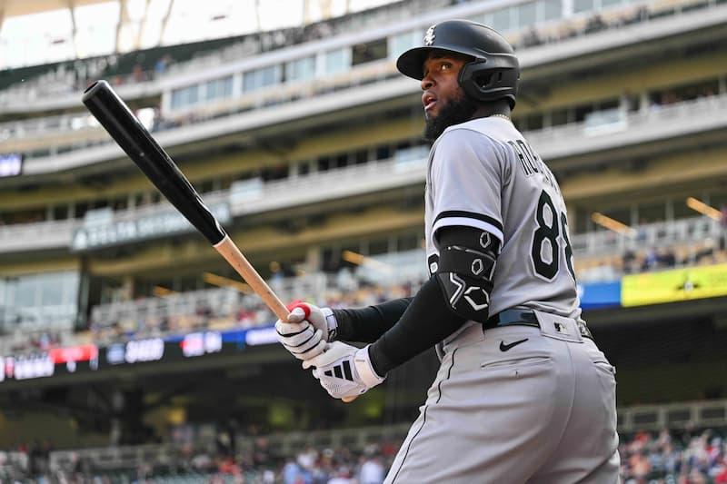 Will Robert help the White Sox bats tonight?