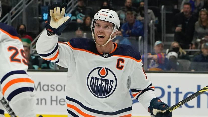 The Oilers got swept by the Canucks 4-0 in the regular season series