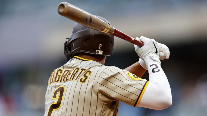 Xander Bogaerts is on a two game hitting streak, with hits in four of his last five games - Padres Phillies Picks
