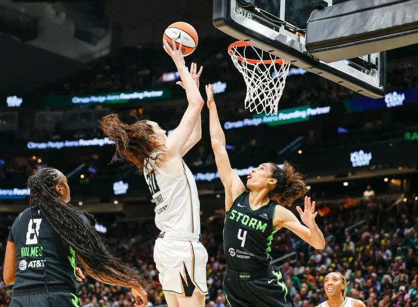 Breanna Stewart and Sky Diggins'Smith