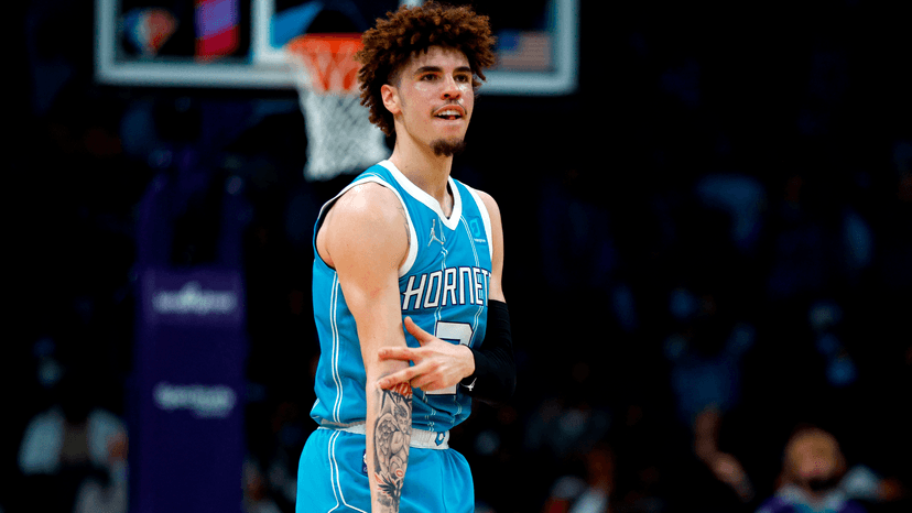 Get the latest Hornets vs Suns odds, preview and picks for Sunday's matchup in Phoenix, including best bets and analysis for tonight's game.