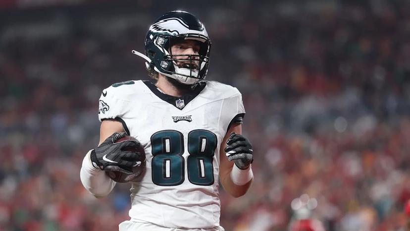 Dallas Goedert has 12 catches on 17 targets in his last two games - Eagles Cowboys Expert NFL Picks