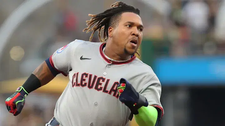 Jose Ramirez running