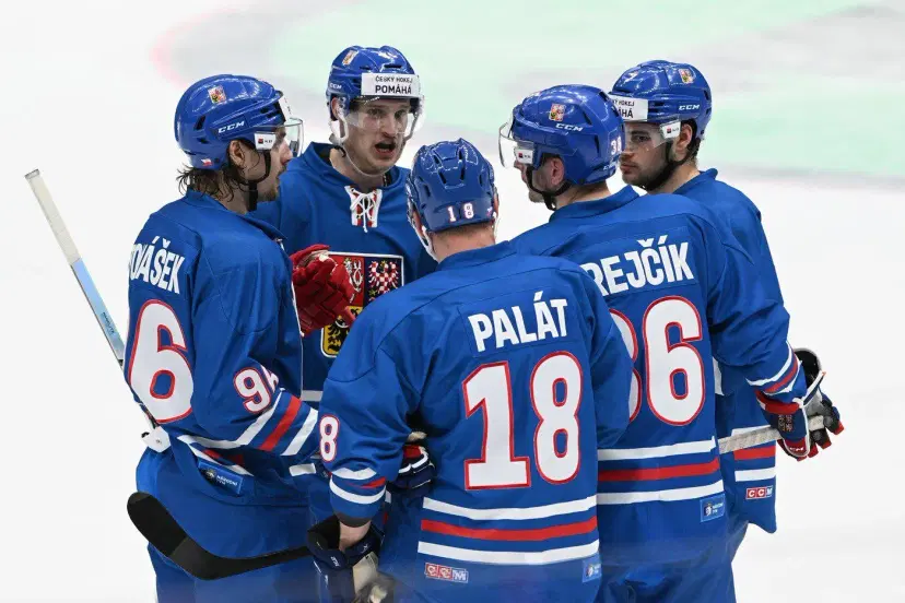 Ondrej Palat and teammates